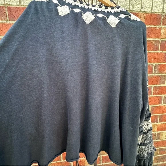 Free People Geometric Embroidery BOHO Top Drawstring Front Arts Balloon Sleeve L - Picture 15 of 17